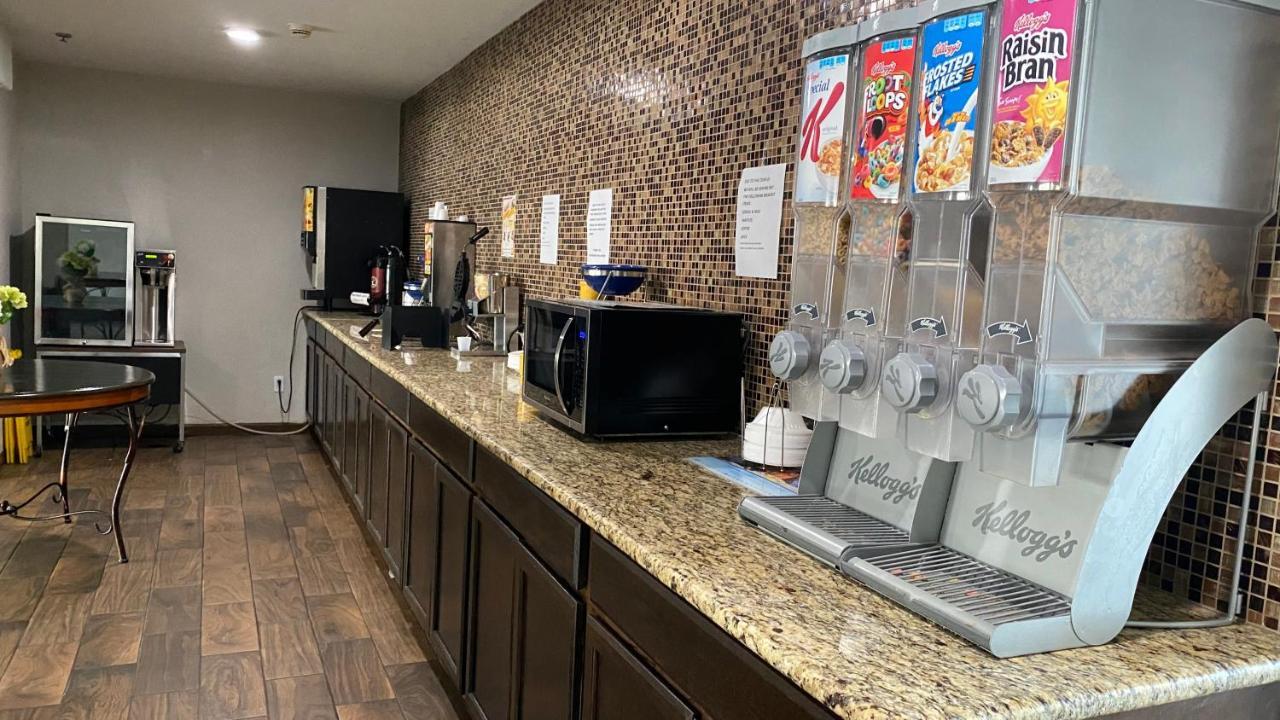 Microtel Inn & Suites By Wyndham Ardmore Exterior photo