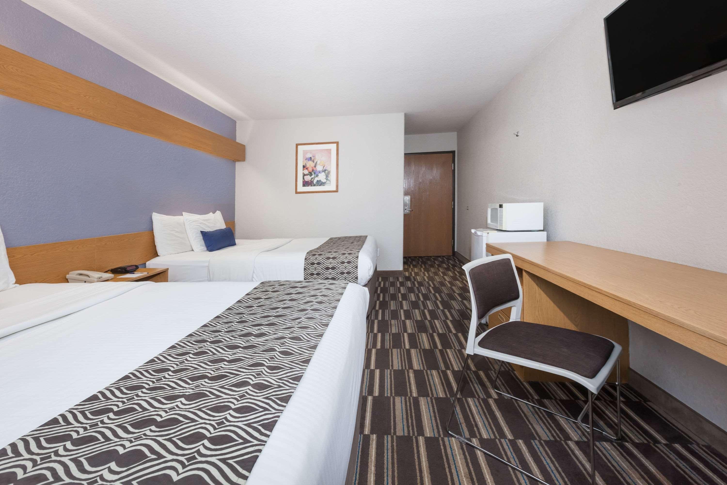 Microtel Inn & Suites By Wyndham Ardmore Exterior photo